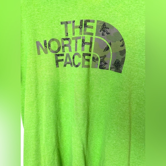 THE NORTH FACE Sasquatch Camo T-Shirt Tee Crew Neck Camouflage Green Big Foot - Picture 2 of 10